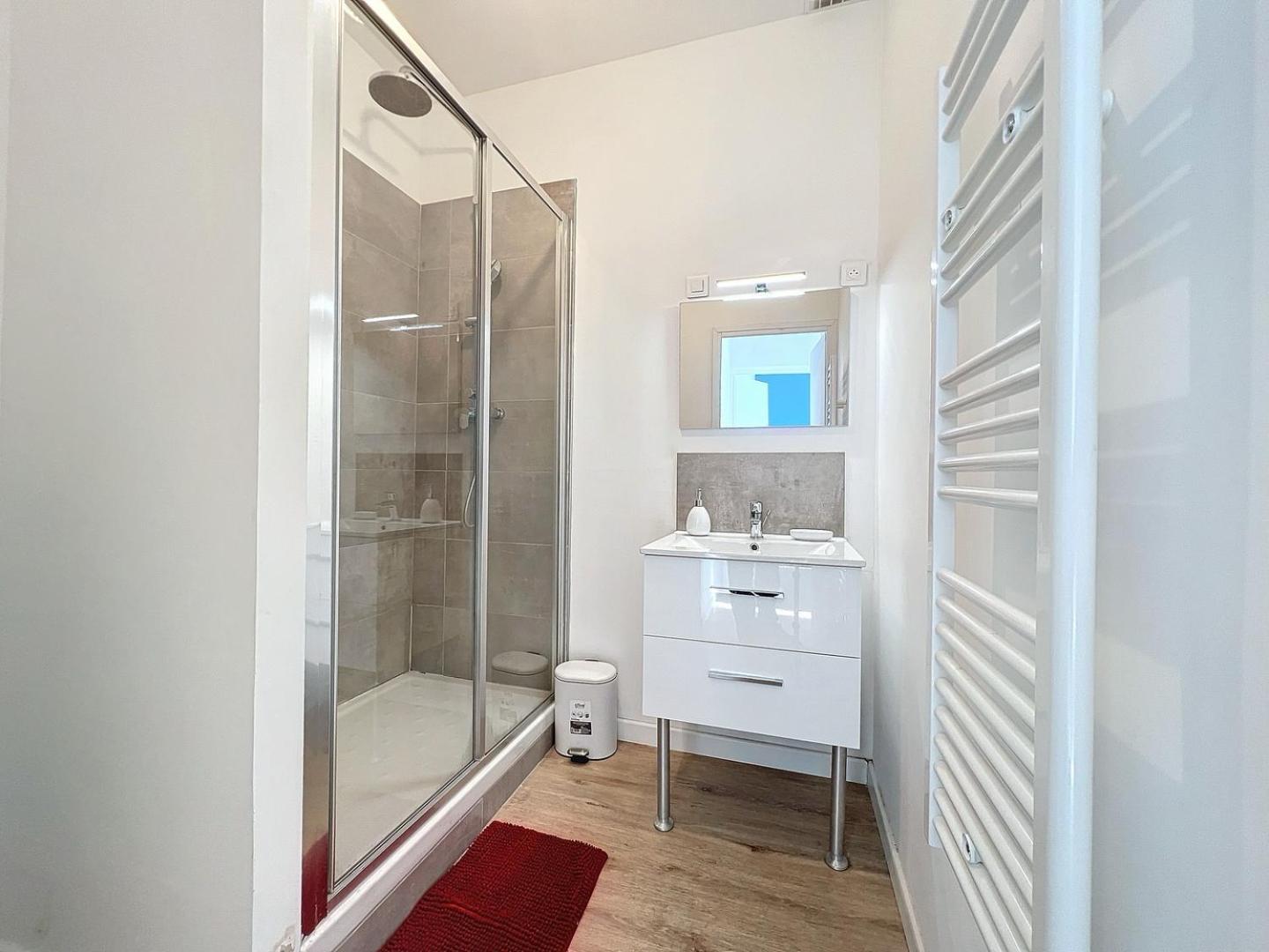 Grand Appartement Central - Trois Chambres - Les Freres De La Loc' Марсель Экстерьер фото