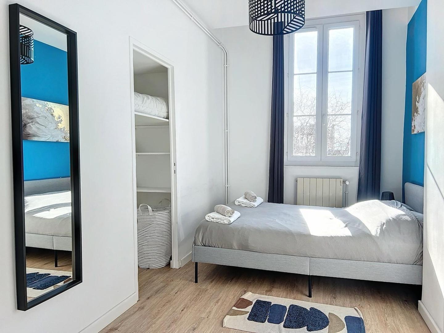 Grand Appartement Central - Trois Chambres - Les Freres De La Loc' Марсель Экстерьер фото