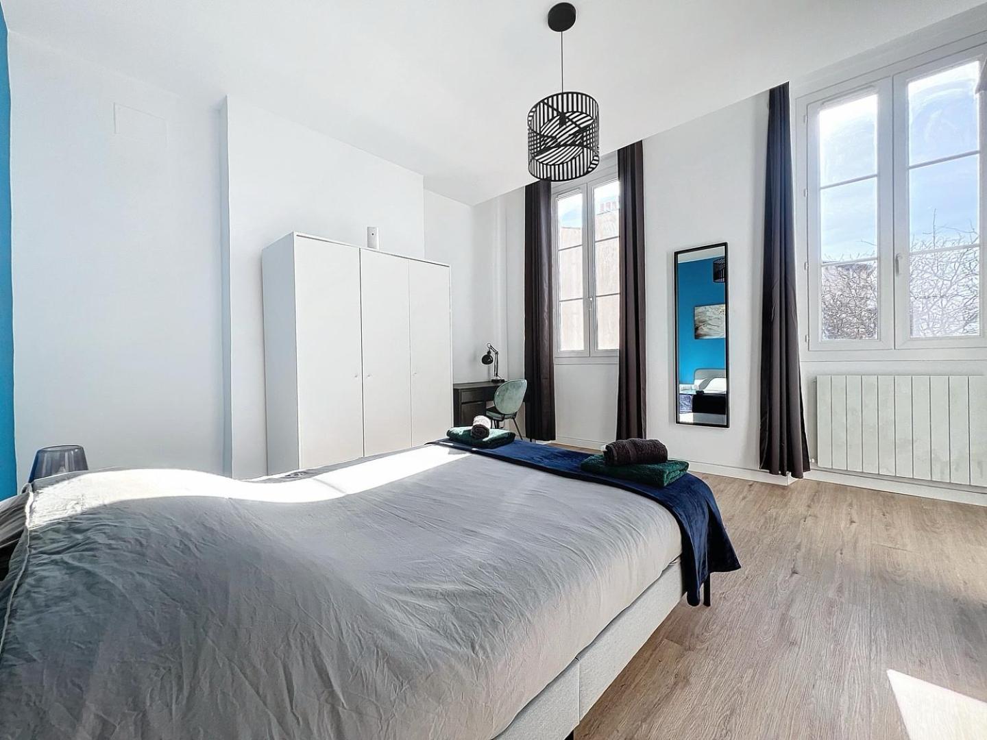 Grand Appartement Central - Trois Chambres - Les Freres De La Loc' Марсель Экстерьер фото